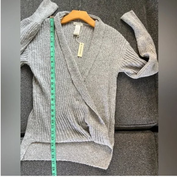 NWT MAX STUDIO Ribbed Knit Wrap Crossover Sweater - Picture 5 of 9